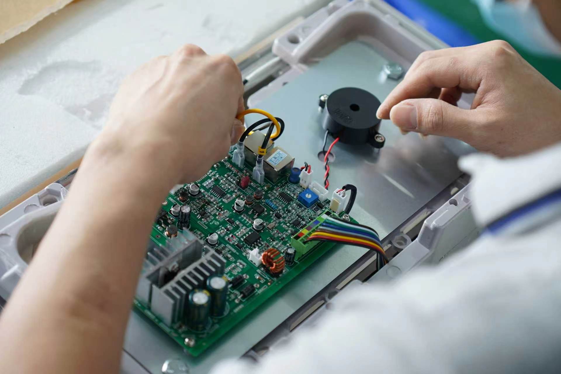 EAS anti-theft systems